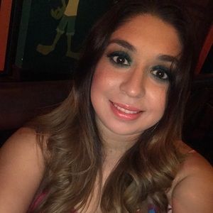 Meet your Posher, Elizaberh